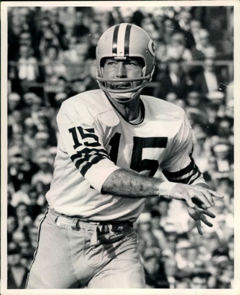 1968 Bart Starr Green Bay Packers "The Sporting News Collection Archives" Original 8" x 10" Photo (Sporting News Collection Hologram/MEARS Photo LOA)
