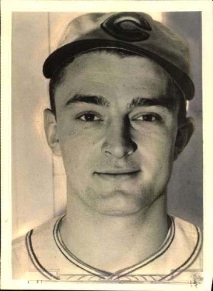 1936 Frank McCormick Cincinnati Reds "The Sporting News Collection Archives" Origianl 5" x 7" Photo (Sporting News Collection Hologram/MEARS Photo LOA)