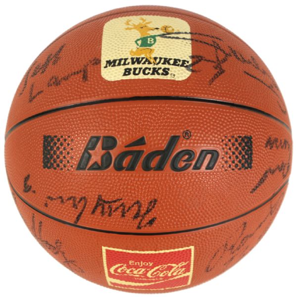 1985-86 Milwaukee Bucks Team Signed Basketball  12 Sigs. Incl. Moncrief Pressey Cummings - JSA