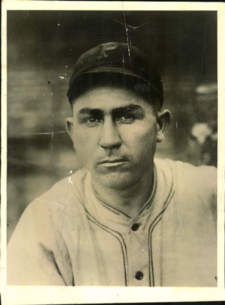 1925-27 Vic Aldridge Pittsburgh Pirates "The Sporting News Collection Archives" Original 6" x 8" Photo (Sporting News Collection Hologram/MEARS Photo LOA)