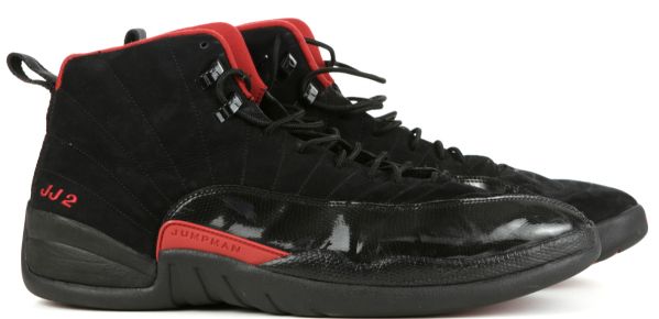 2009-10 Joe Johnson Atlanta Hawks Game Worn Shoes - MEARS LOO - JSA