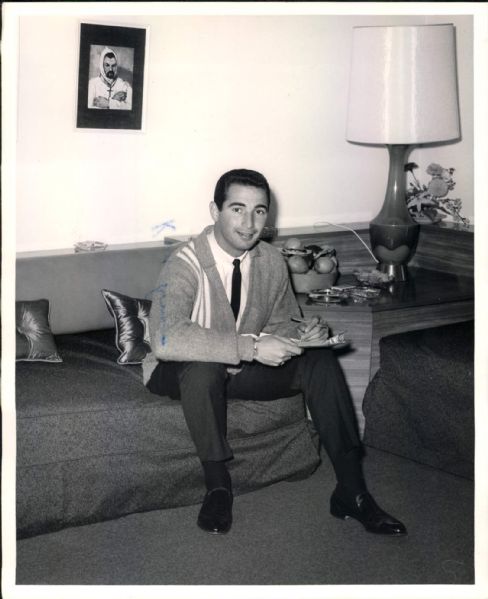 1963 Sandy Koufax Los Angeles Dodgers "The Sporting News Collection Archives" Original 8" x 10" Photo (Sporting News Collection Hologram/MEARS Photo LOA)