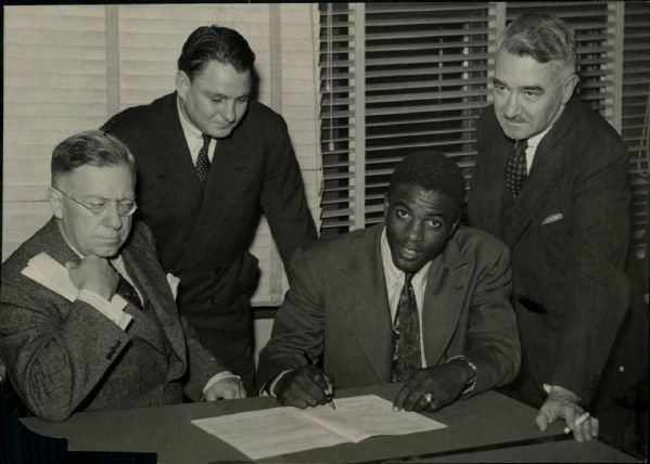 1947 Jackie Robinson Brooklyn Dodgers "The Sporting News Collection Archives" Original 6" x 8" Photo (Sporting News Collection Hologram/MEARS Photo LOA)