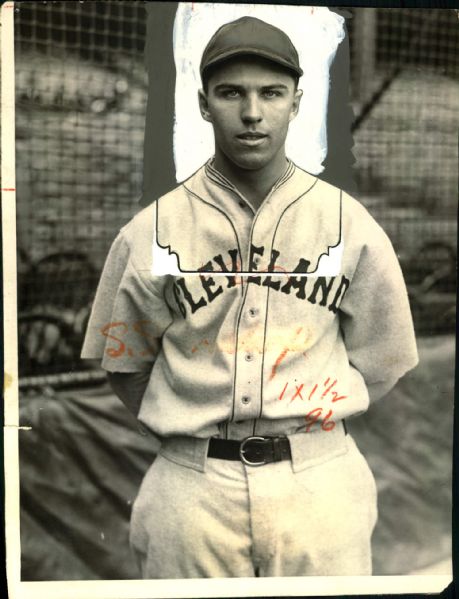 1928 Johnny Hodapp Cleveland Indians "The Sporting News Collection Archives" Original 7.5" x 9.75" Photo (Sporting News Collection Hologram/MEARS Photo LOA)