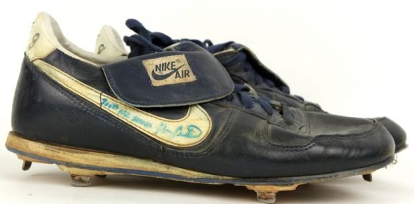 1988 Gary Carter New York Mets Game Worn Signed Cleats Signed "300 Home Run Shoes" - JSA