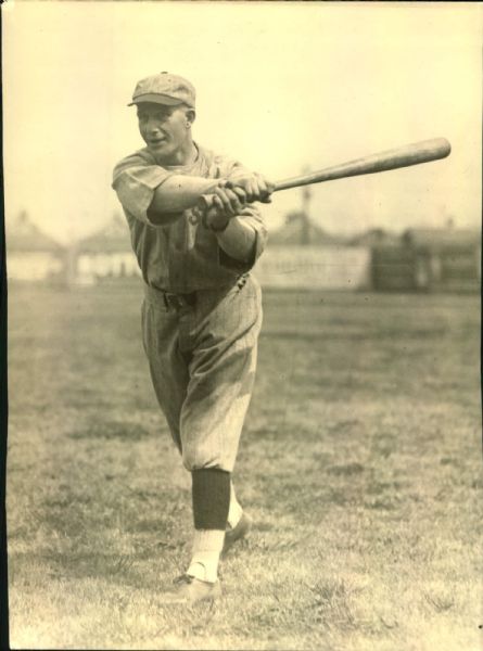 1925-26 circa John "Smiley" Bischoff "The Sporting News Collection Archives" Original 7" x 10" Photo (Sporting News Collection Hologram/MEARS Photo LOA)