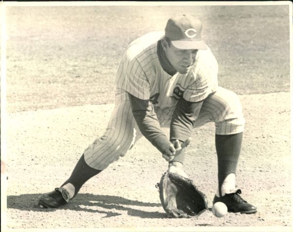 1966-68 circa Tony Perez Cincinnati Reds "The Sporting News Collection Archives" Original Photos (Sporting News Collection Hologram/MEARS Photo LOA) - Lot of 2
