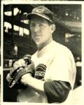 1939-42 circa Paul Derringer Cincinnati Reds "The Sporting News Collection Archives" Original 8" x 10" Photo (Sporting News Collection Hologram/MEARS Photo LOA)