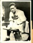 1934 Hack Wilson First Picture With Philadelphia Phillies 6" x 8" Generation 1 Photo