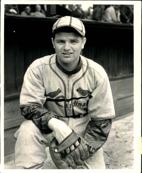 1938-39 circa Max Lanier St. Louis Cardinals "The Sporting News Collection Archives" Original 8" x 10" Photo (Sporting News Collection Hologram/MEARS Photo LOA)