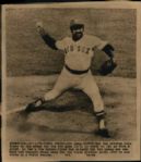 1975 World Series' Cincinnati Reds & Boston Red Sox The Sporting News Collection Archives Original Photos (MEARS Photo LOA) - Lot of 50