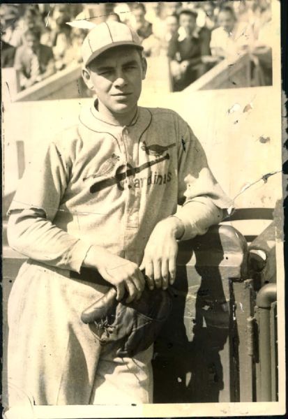 1931-40 Wally Roettger St. Louis Cardinals "The Sporting News Collection Archives" Original Photos (Sporting News Collection Hologram/MEARS Photo LOA) - Lot of 2