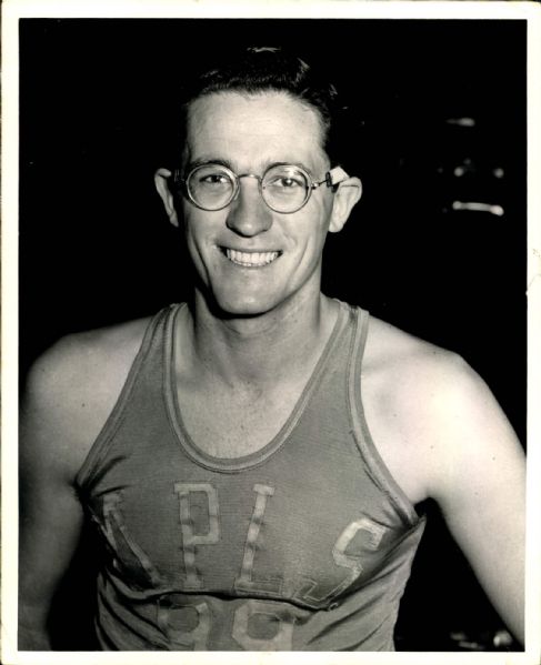 1948 George Mikan Minneapolis Lakers 8" x 10" Photo SPORT Magazine Collection Hologram (MEARS Photo LOA)
