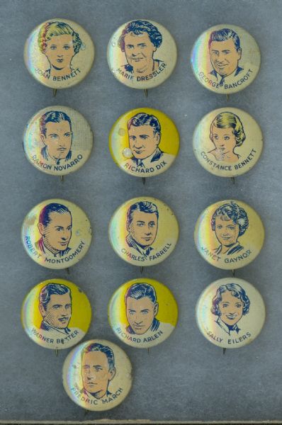 Pinbacks (13)