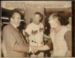 1940s to 1990s Assorted Baseball Photos The Sporting News Original Generation 1 Photos (MEARS Photo LOA) - Lot of 900