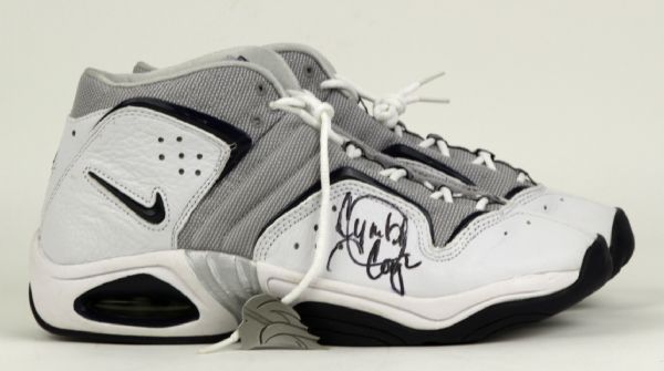 1999-00 Cynthia Cooper Game-Issued Signed Shoes - JSA