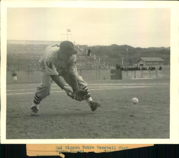 1930s Yomiuri Giants Japanese Baseball League "The Sporting News Collection Archives" Original Photos (Sporting News Collection Hologram/MEARS Photo LOA) - Lot of 2