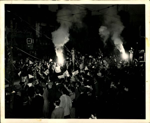1949 San Francisco Seals Tokyo Japan PCL "The Sporting News Collection Archives" Original 8" x 10" Photo (Sporting News Collection Hologram/MEARS Photo LOA)