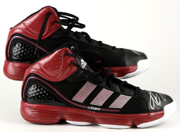 2010-11 Antawn Jamison Cleveland Cavaliers Signed Game Worn Adidas Shoes (MEARS LOO) (JSA Auction LOA)