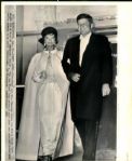 1961 Jacqueline and John F Kennedy Inauguration Original 8" x 10" Photo (MEARS Photo LOA)