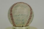 1962 Milwaukee Braves Team Signed ONL (Giles) Baseball w/ 28 Sigs. Incl. Hank Aaron  Eddie Mathews Bob Uecker - JSA
