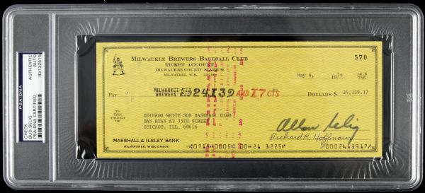 1974 Bud Selig Milwaukee Brewers Signed Check - To Chicago White Sox - PSA Encapsulated