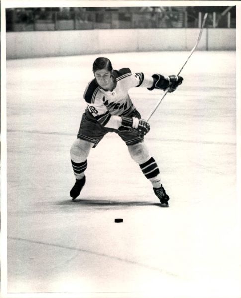 1965-80s circa New York Rangers "SPORT Magazine Collection Archives" Original Photos (MEARS Photo LOA) - Lot of 220