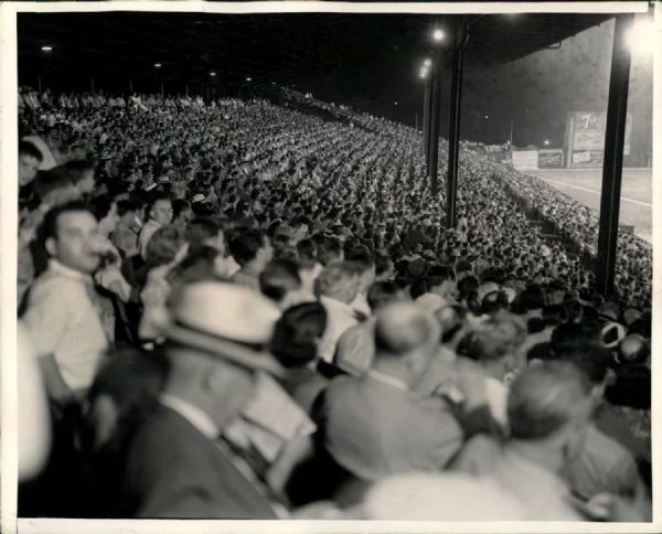 1939 Parkway Field Louisville Colonels "The Sporting News Collection Archives" Original 8" x 10" Photo (Sporting News Collection Hologram/MEARS Photo LOA)