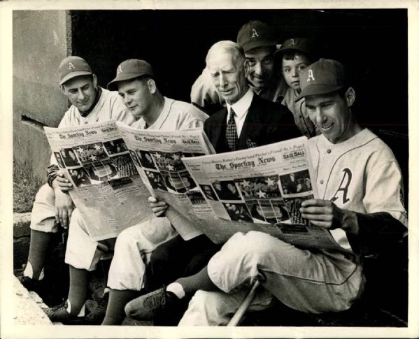 1938-42 circa Connie Mack Philadelphia Athletics "The Sporting News Collection Archives" Original 8" x 10" Photo (Sporting News Collection Hologram/MEARS Photo LOA)