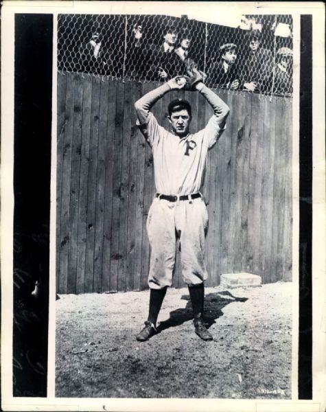 1915 Grover Cleveland Alexander Philadelphia Phillies "The Sporting News Collection Archives" Original 8" x 10" Photo (Sporting News Collection Hologram/MEARS Photo LOA)
