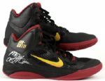 2010-11 Mo Williams Cleveland Cavaliers Signed Game Worn Nike Shoes (MEARS LOO) (JSA Auction LOA)