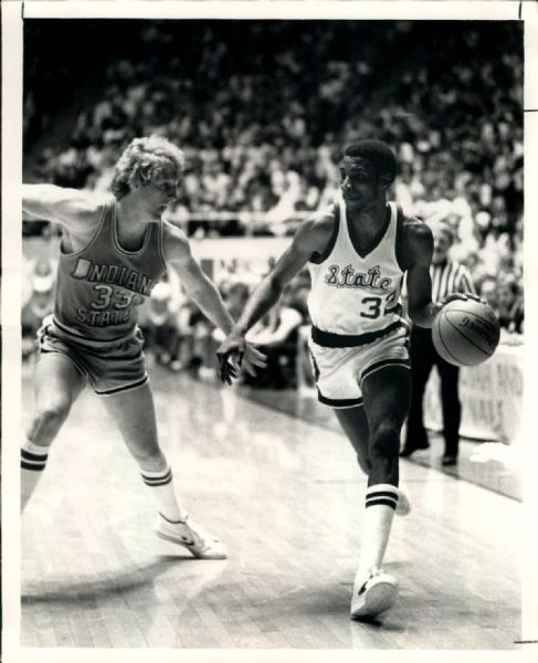 1979 Larry Bird Indiana State "The Sporting News Collection Archives" Original 8" x 10" Photo (Sporting News Collection Hologram/MEARS Photo LOA)