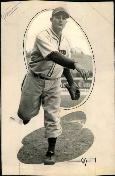 1943-46 circa Joe Demoran Seattle Rainiers PCL "The Sporting News Collection Archives" Original 6.5" x 10" Photo (Sporting News Collection Hologram/MEARS Photo LOA)