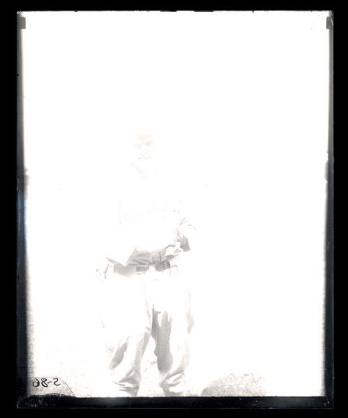 1928 Heinie Manush St. Louis Browns Original Glass File Negative (Detroit News Hologram/MEARS Auction LOA)
