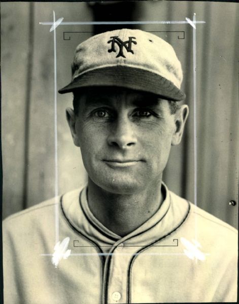 1930-31 circa Bill Morrell New York Giants "The Sporting News Collection Archives" Original 7" x 9" Photo (Sporting News Collection Hologram/MEARS Photo LOA)