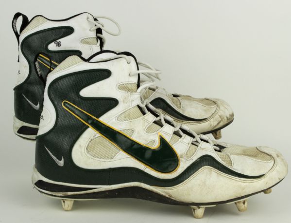 1997 Gabe Wilkins Green Bay Packers Game Worn Signed Cleats - JSA & MEARS 