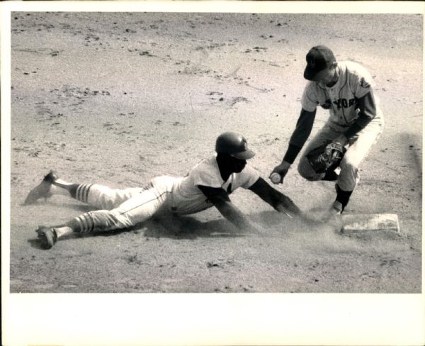1966-77 Lou Brock St. Louis Cardinals "The Sporting News Collection Archives" Original Photos (Sporting News Collection Hologram/MEARS Photo LOA) - Lot of 5