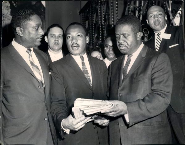 1963 Dr. Martin Luther King Jr. "The Chicago Sun Times Archives" Original Photo (Chicago Sun Times Hologram/MEARS Photo LOA)