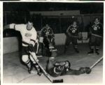 1950 Gordie Howe Detroit Red Wings "The Sporting News Collection Archives" Original 8" x 10" Photo (Sporting News Collection Hologram/MEARS Photo LOA)