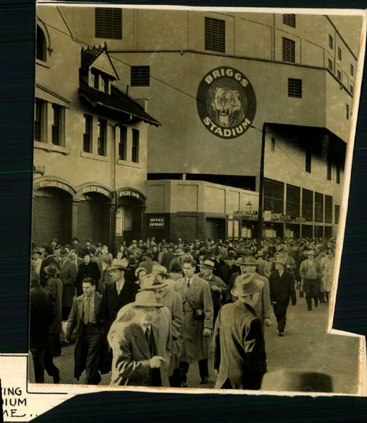 1905-60 circa Detroit Tigers Production Art "The Sporting News Collection Archives" Original Photos (Sporting News Collection Hologram/MEARS Photo LOA) - Lot of 22