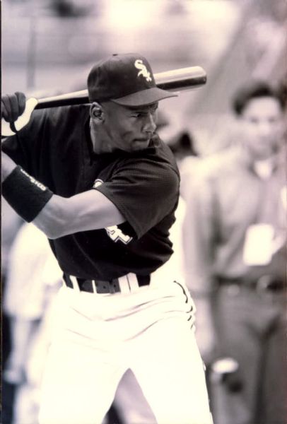 1994 Michael Jordan Chicago White Sox "The Sporting News Collection Archives" Original 4" x 6" Photo (Sporting News Collection Hologram/MEARS Photo LOA)