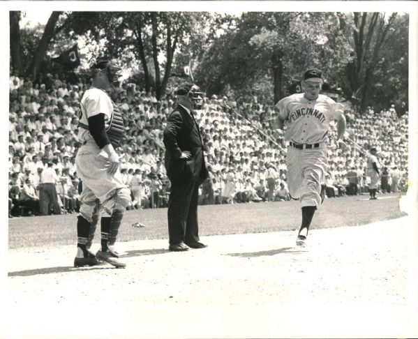 1953 Rocky Bridges Cincinnati Reds "The Sporting News Collection Archives" Original 7" x 8.5" Photo (Sporting News Collection Hologram/MEARS Photo LOA)