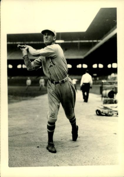 1928-29 Ossie Orwoll Philadelphia Athletics "The Sporting News Collection Archives" Original Photo (Sporting News Collection Hologram/MEARS Photo LOA)