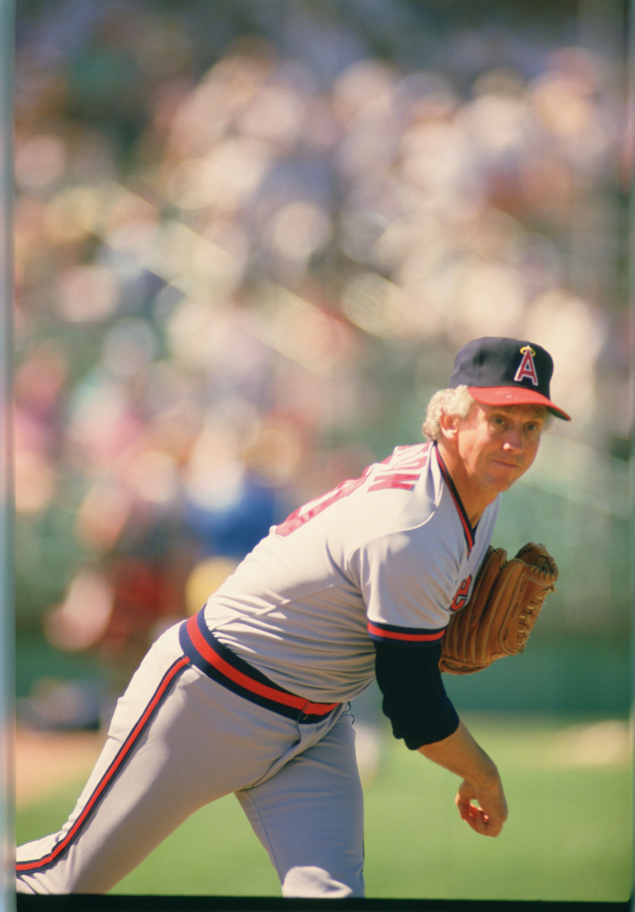 Lot detail 1985 87 don sutton california angels the sporting news