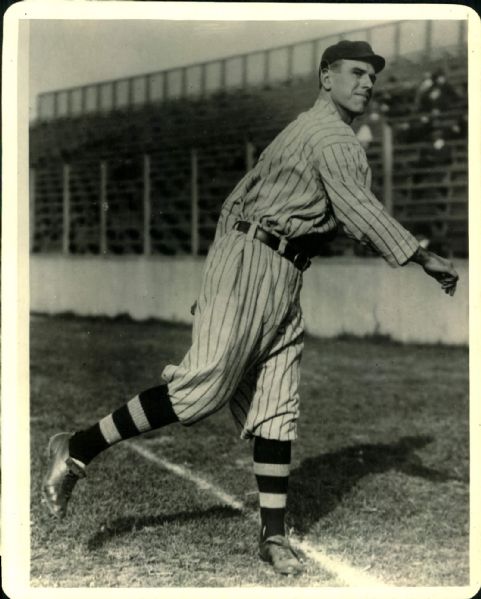 1912 Fred Snodgrass New York Giants "The Sporting News Collection Archives" Original 8" x 10" Photo (Sporting News Collection Hologram/MEARS Photo LOA)