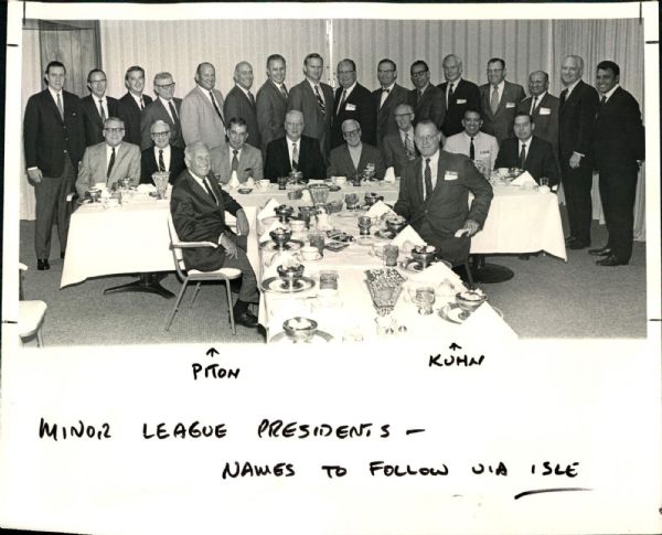 1935-70 Major-Minor League Meeting Original Photo - Lot of 117 "The Sporting News Collection Archives (Sporting News Collection Hologram/MEARS Photo LOA)