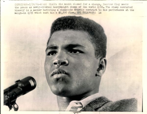 1964 Muhammad Ali Original Photo (MEARS Photo LOA) 