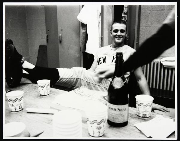 1961 Depiction of Roger Maris New York Yankees 11" x 14" Arthur Rickerby Studio Print- Lot of 2 With Rickerby Letter - MEARS