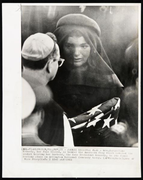 1963 Jackie Kennedy Funeral Original 11" x 14" Oversized Chicago Sun-Times Photo - MEARS