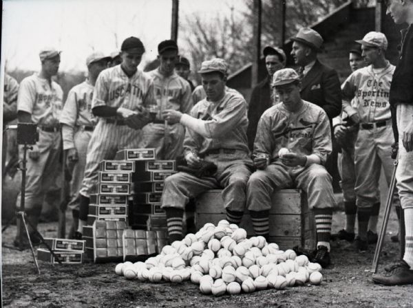 1934-37 Dizzy And Paul Dean St. Louis Cardinals "The Sporting News" Original 2.5" x 3.5" Black And White Negative (The Sporting News Collection/MEARS Auction LOA) 